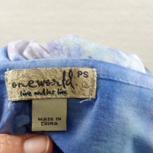 ONE World  Tye Dye Splash Design with Embellishments Size Petite Small - Picture 7 of 7